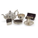 A George IV silver tea pot ((Qty))