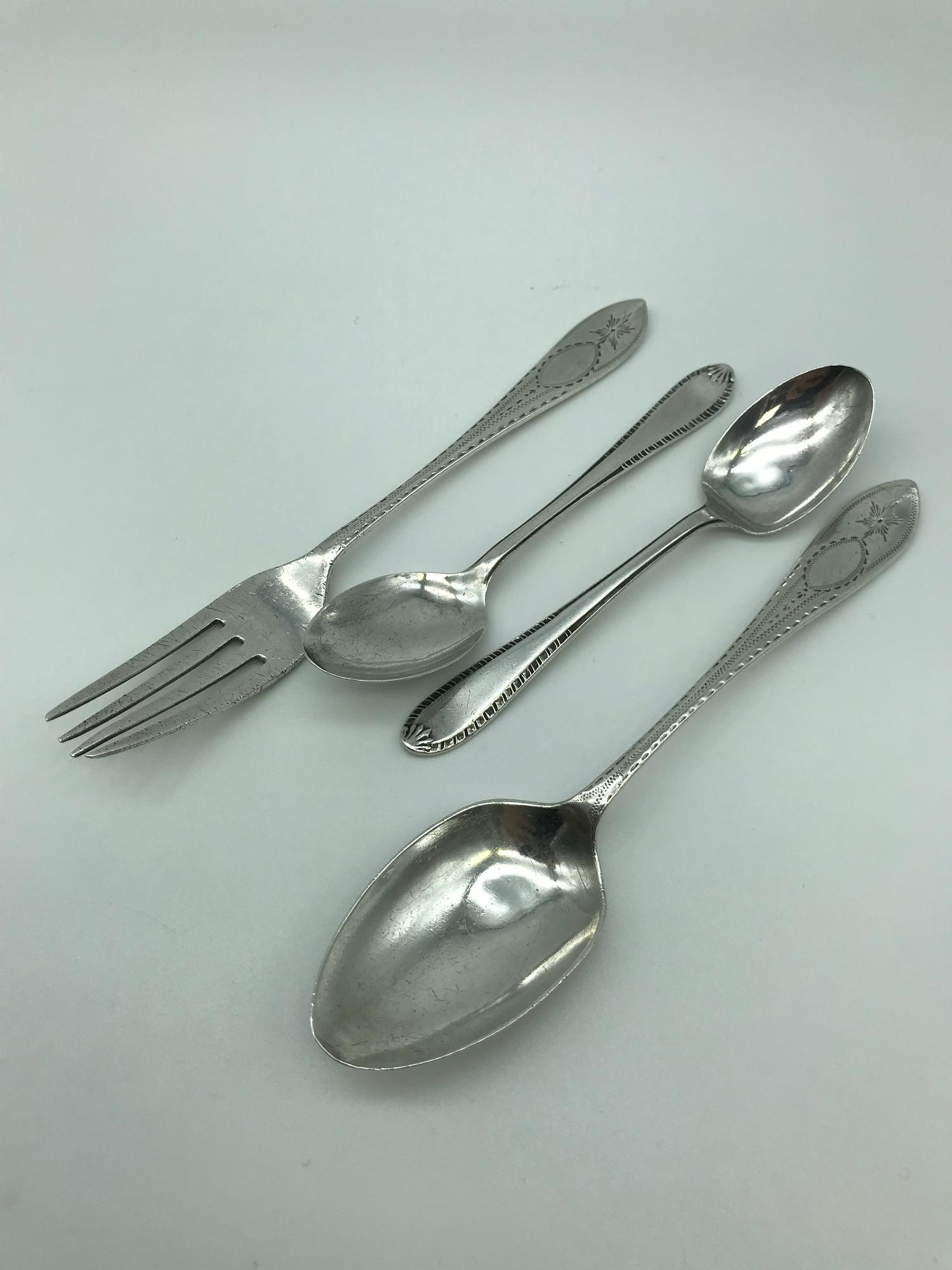 2 Sheffield silver fork & spoon set, together with 2 Sheffield silver spoons.