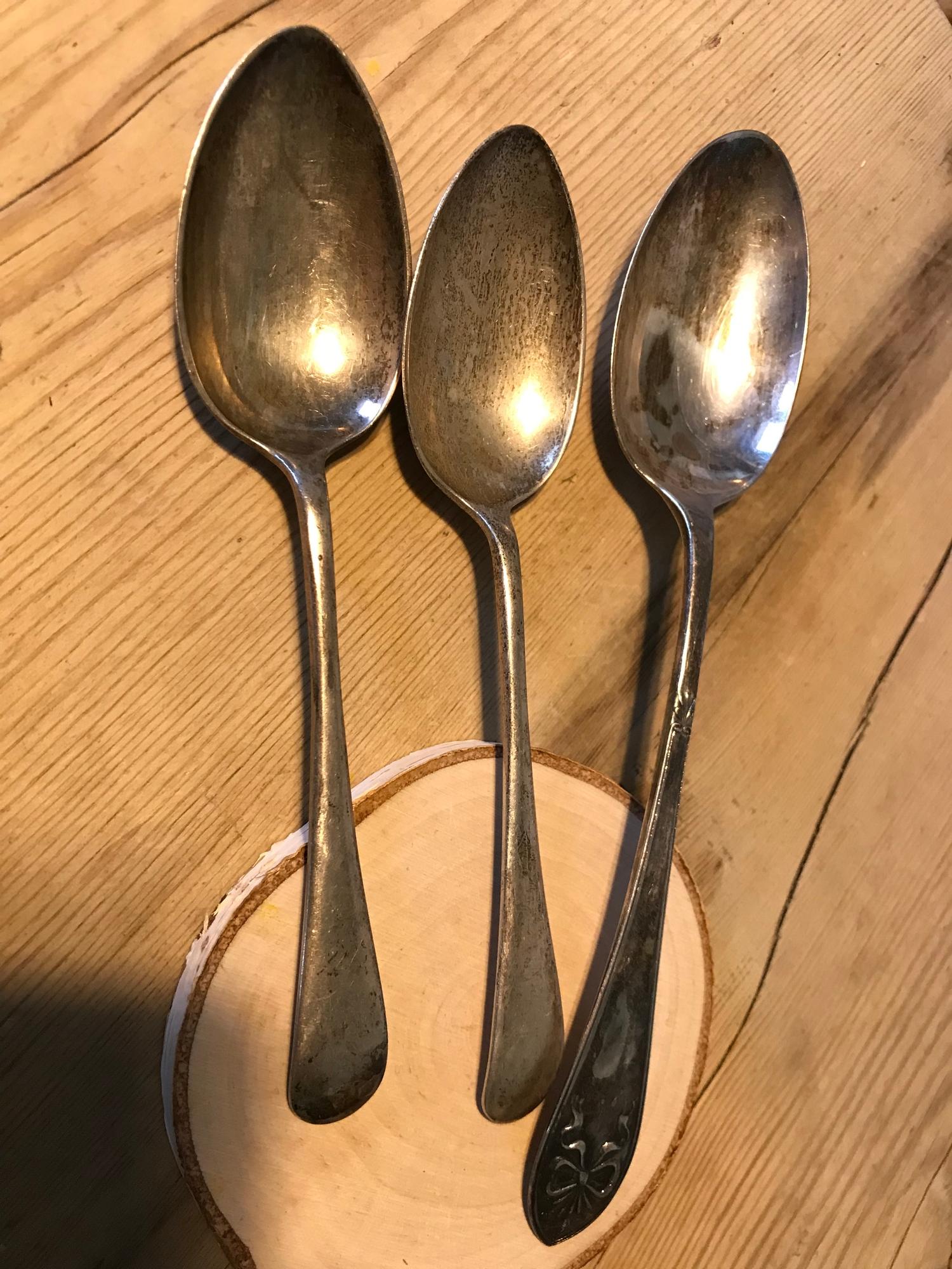 3 Large Sheffield silver desert spoons. 2 Made by Viner's Ltd. 180grams in weight.