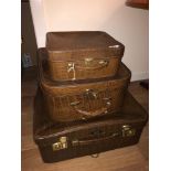 A Lot of 3 vintage travel cases.