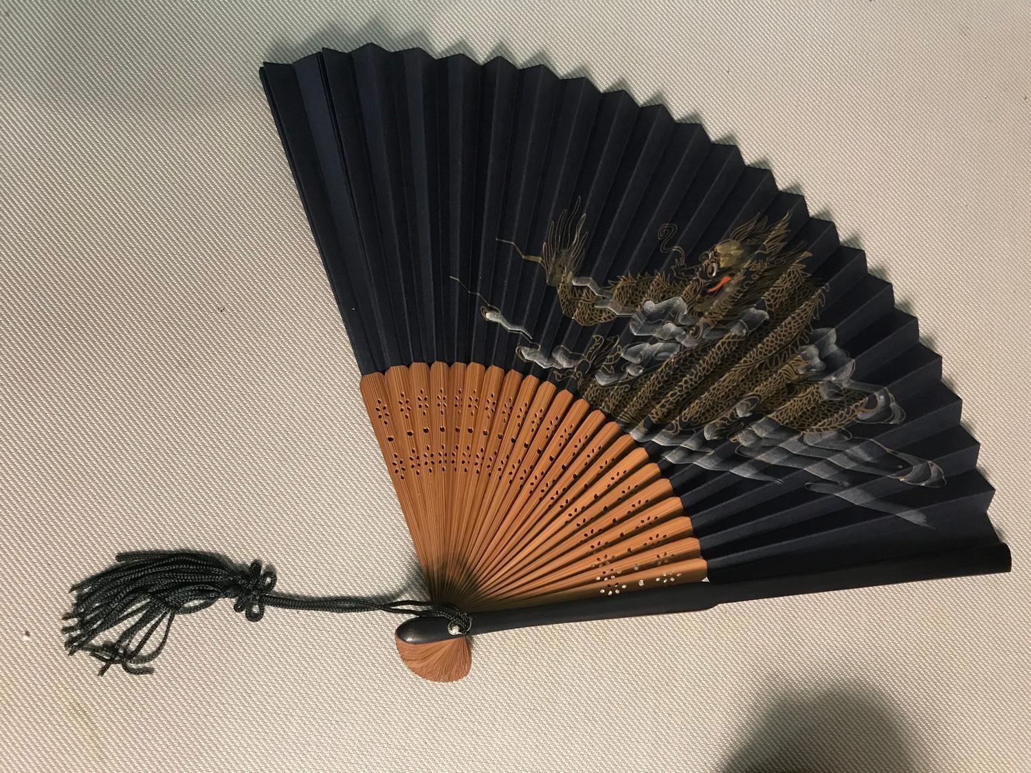 A Lot of 4 Chinese hand painted fans together with wooden carved laughing buddha - Image 5 of 6