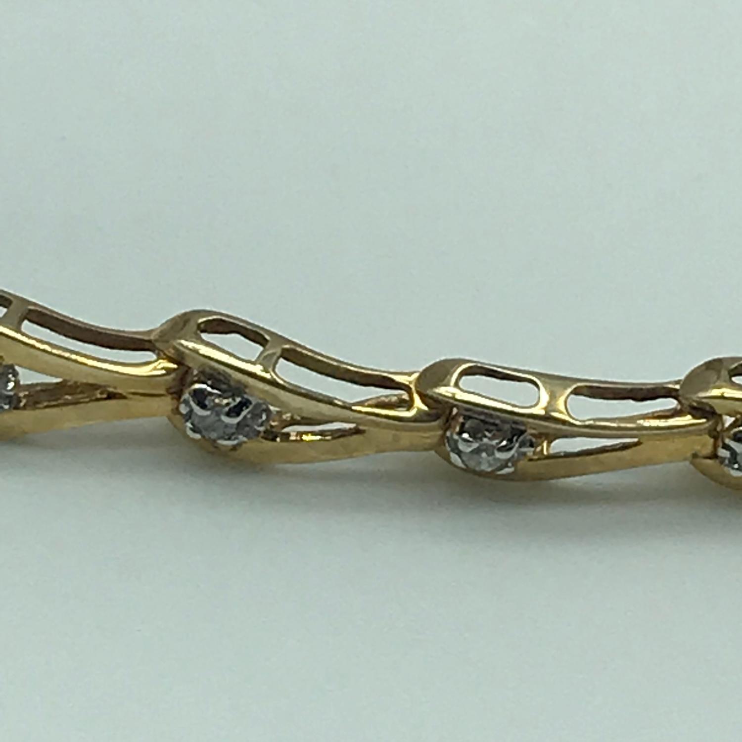 A 9ct gold & Diamond ladies bracelet. 5.67grams - Image 2 of 3