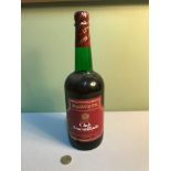 Harveys club Amontillado Medium dry sherry 1 litre bottling, full and sealed.