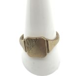 A Gents 9ct gold signet ring, Weighs 5 GRAMS