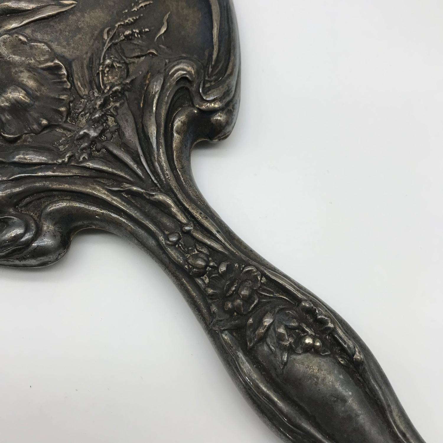 A Lovely Art Nouveau Chester silver hand mirror, designed with raised flower and foliage, Makers J & - Image 2 of 4