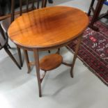 An oval Edwardian window table, Measures 72x61x42cm