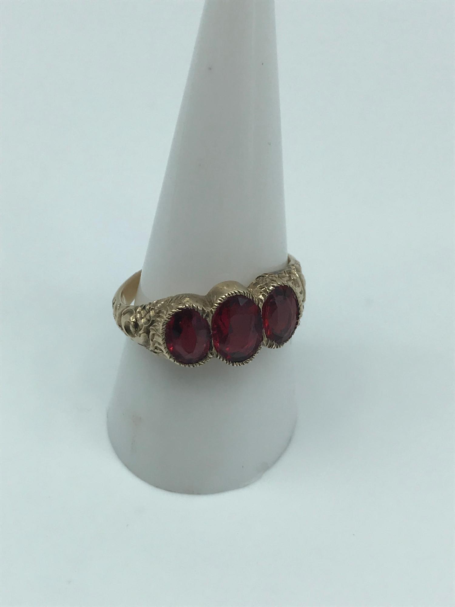 A Victorian ornate ladies gold ring set with 3 large ruby stones, Ring size P, Largest measures - Image 2 of 5