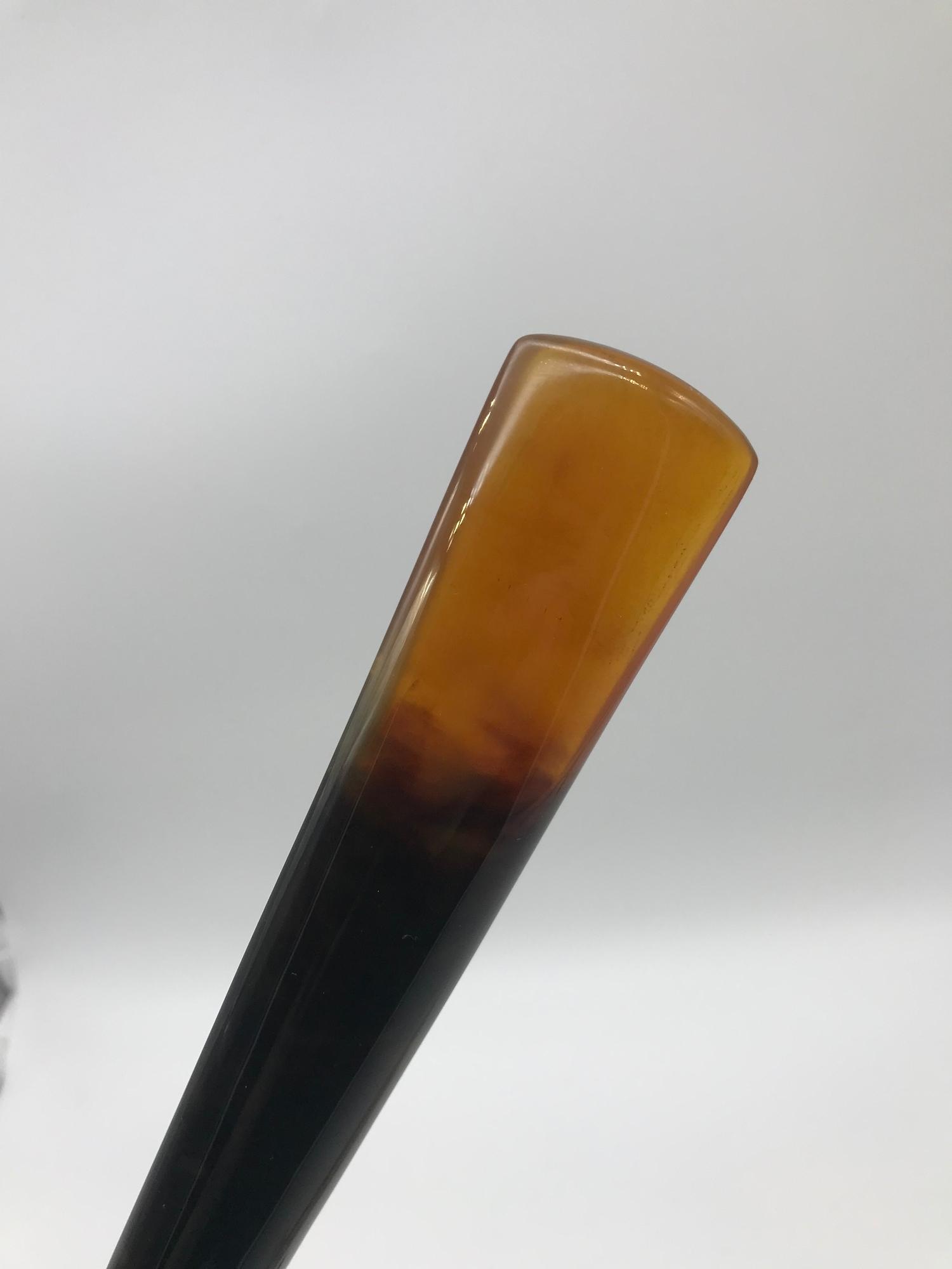 An 19th century Tortoise shell umbrella handle & end. Handle measures 30.2cm in length without - Image 2 of 3