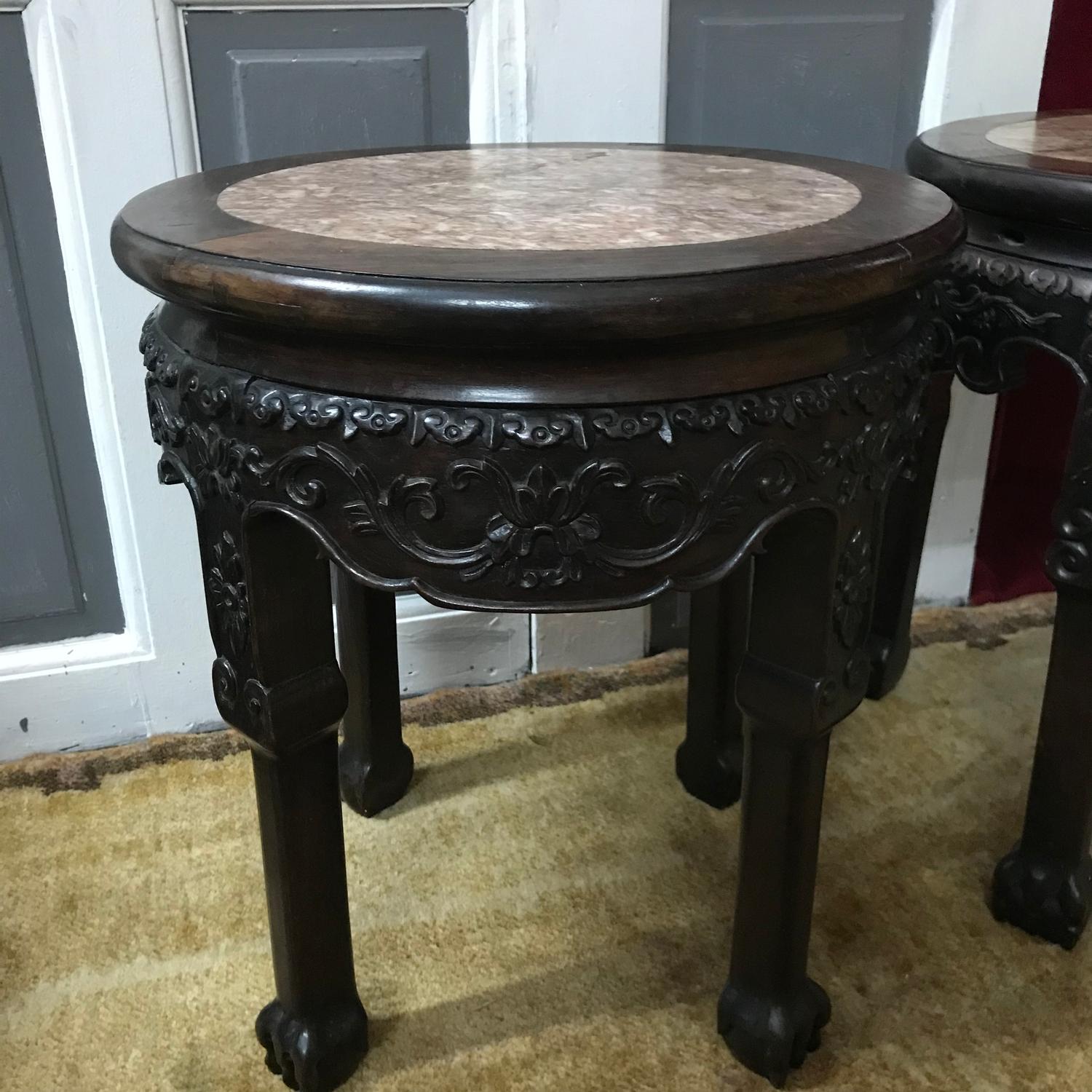 A Pair of 18th/ 19th century oriental hand carved darkwood pedestal stand tables, designed with - Image 2 of 7