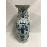 A 19th century large Chinese blue and white vase detailing vases and various artefacts. Measures