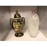 A lot of 2 collectables to include an Italian style glass vase and a hand painted Japanese urn