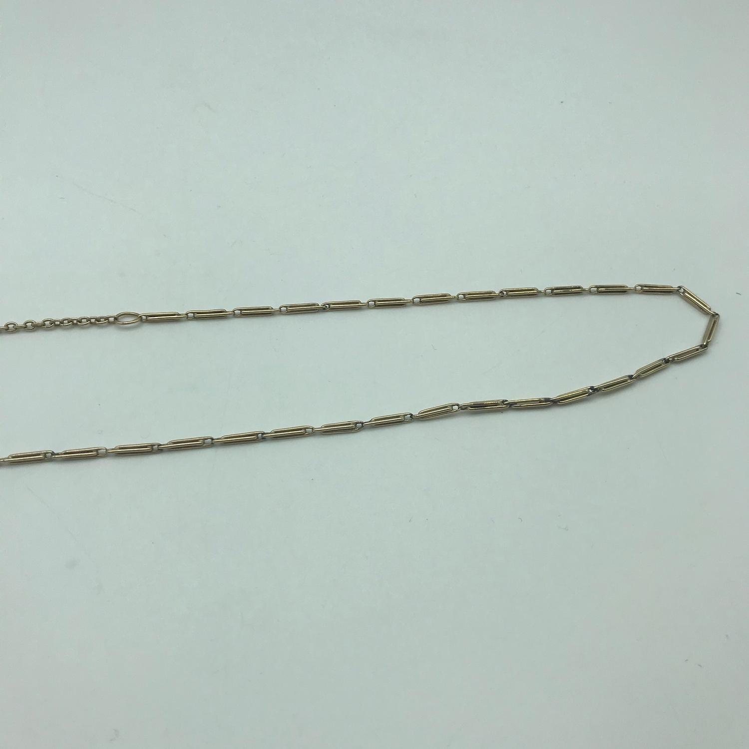 A 9ct gold Necklace possibly an Albert Chain. Measures 22inches. Weighs 12.77grams - Image 3 of 4