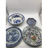 A Lot of four 19th century Chinese design cabinet plates and bowls. Includes Chinese blue and