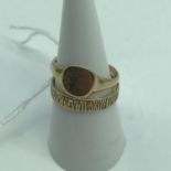 A Lot of two 9ct gold rings, Includes wedding band and signet ring. Total weight 3.91grams.