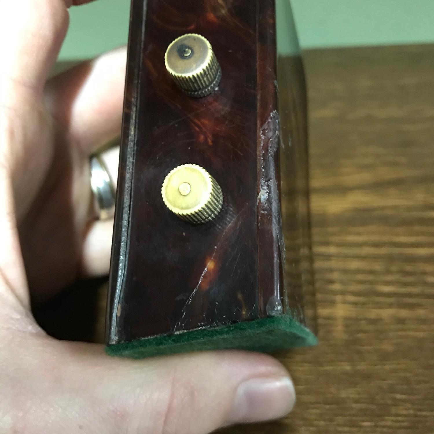 An early 1900's tortoise shell desk calendar. Measures 10cm in height - Image 5 of 5