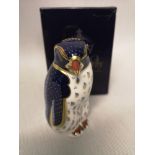 Royal Crown Derby Rockhopper Penguin paperweight with gold button and box(MMII)