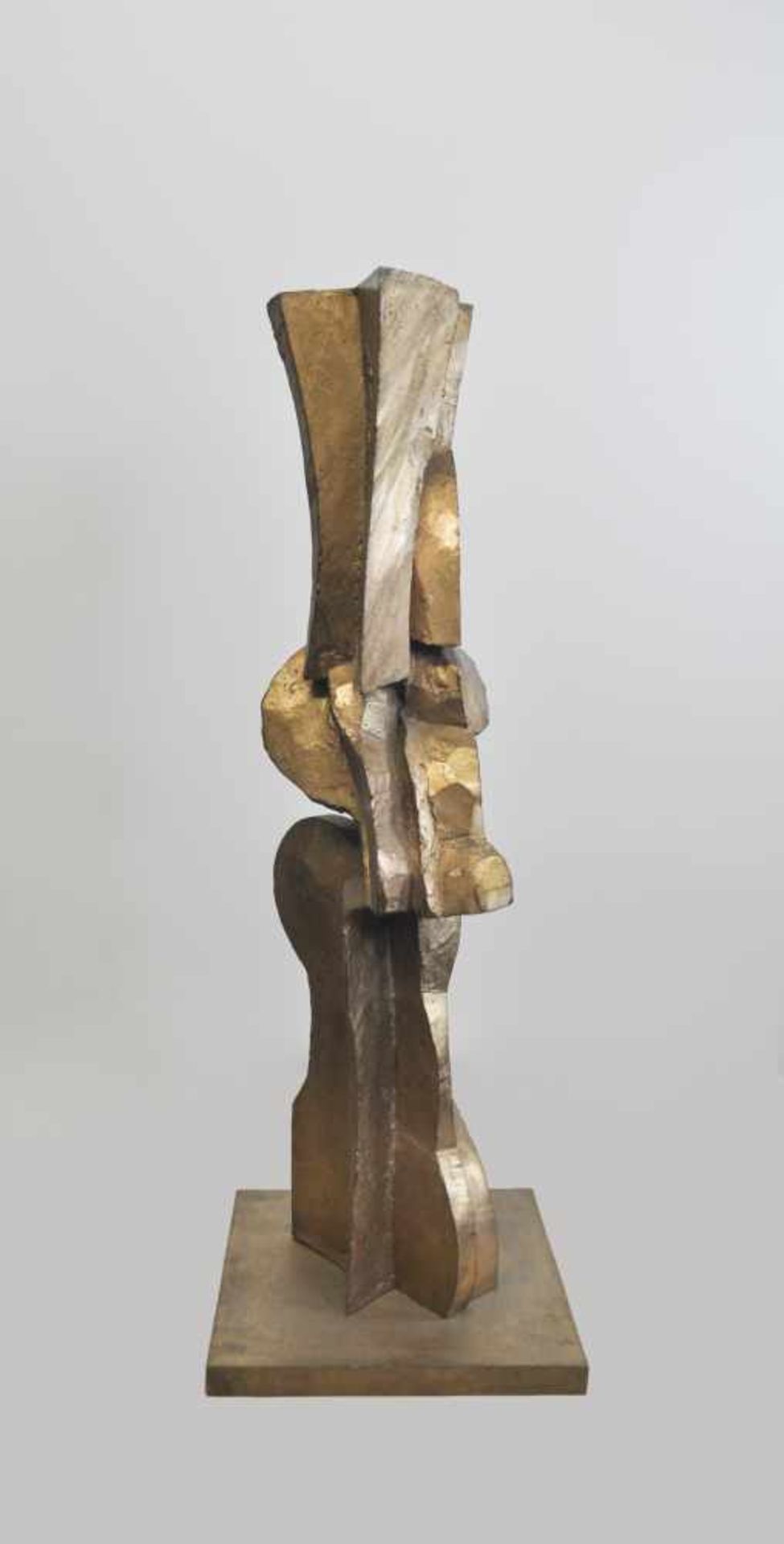 Monogrammist MR Figur, 1974;Bronze, Höhe 65 Monogrammiert, datiert Monogrammista MR