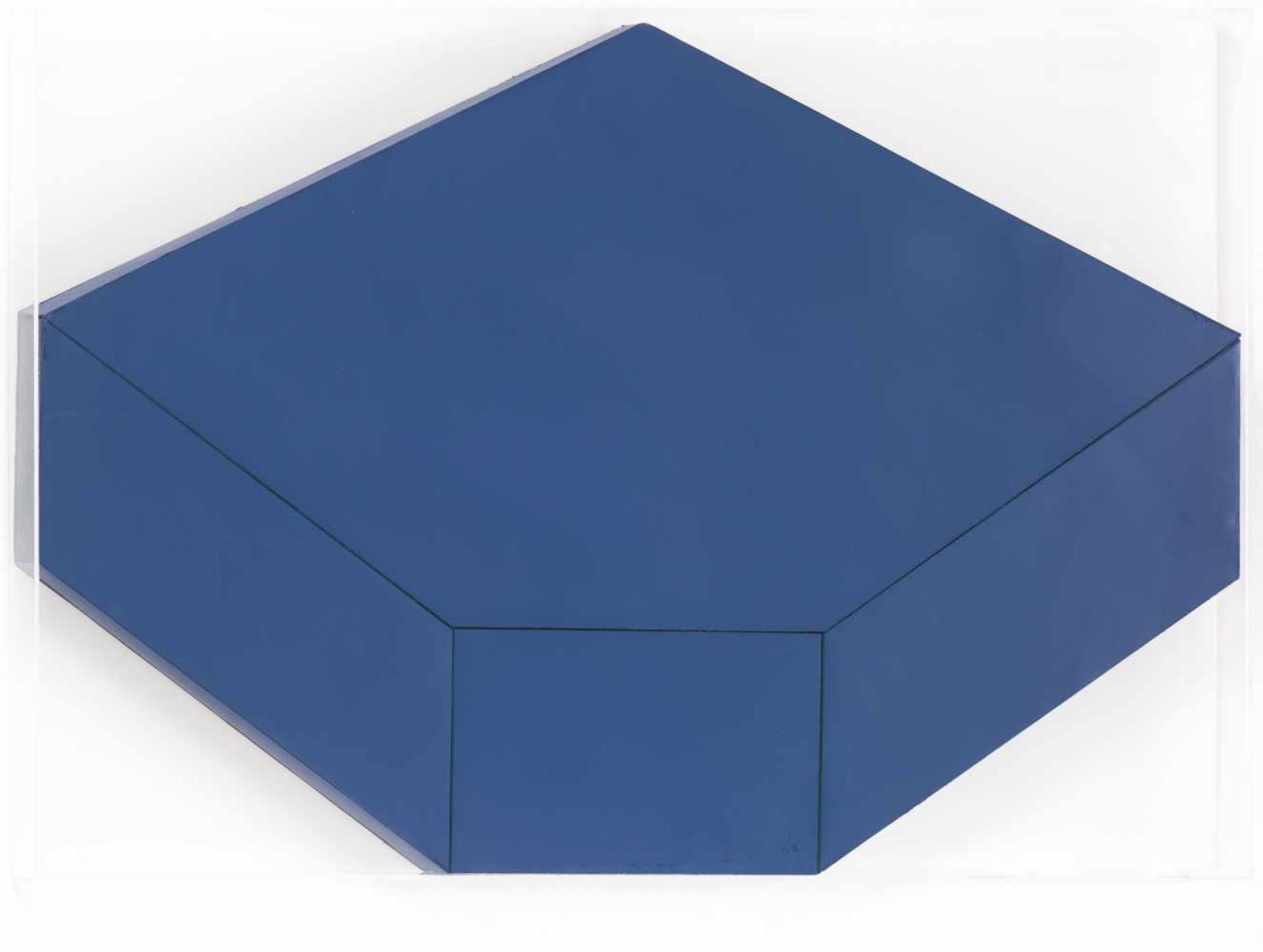 Rodolfo Aricò (Mailand/Milano 1930  2002)Scatola, 1969;Reliefpapier in Plexiglas-Behältnis, 70 x