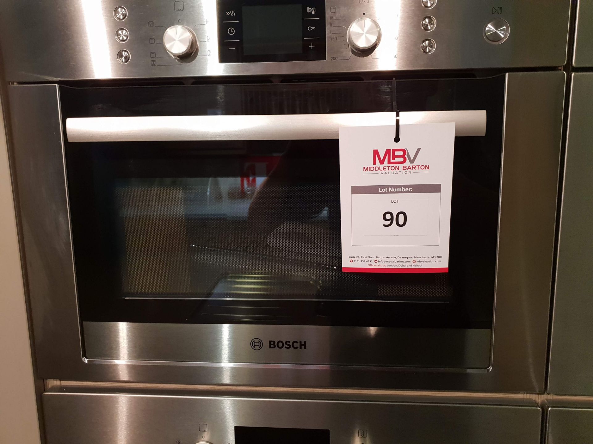 4 x Bosch Integrated Appliances comprising: 2 x Electric Ovens, Microwave and Coffee Machine - Image 2 of 5