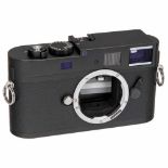 Leica M Monochrom (Black)Leica Camera Germany. Body no. 4349556. With body cap, 2 lithium ion