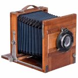 German Field Camera 13 x 18 cm, c. 1900Unmarked. Polished wood with nickel fittings, dark-green
