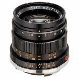 Summicron 2/50 mm (M), 1972Leitz, Wetzlar. No. 2535405, black-anodized finish.Zustand: (2/2+)