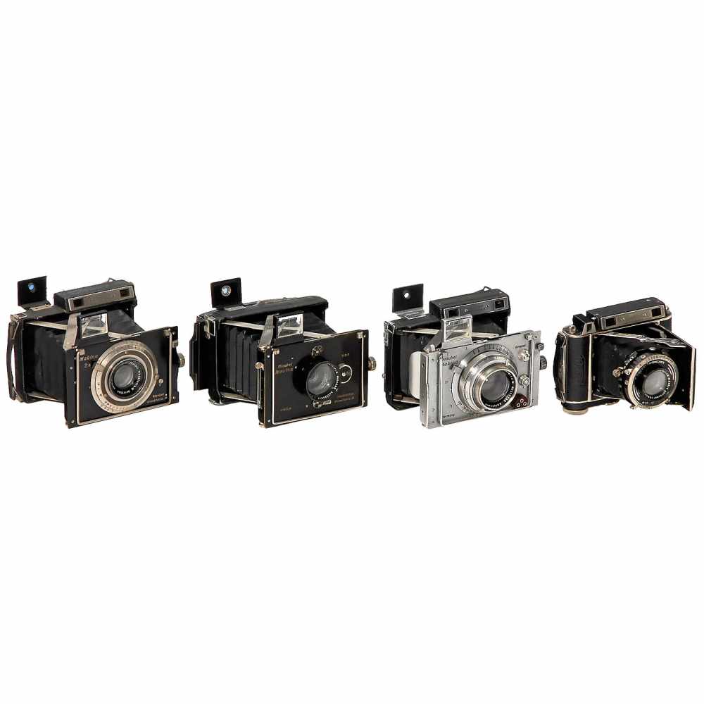 4 Plaubel Cameras, c. 1925–49Plaubel, München. 1) Makina (I), c. 1925, size 6,5 x 9 cm, Anticomar