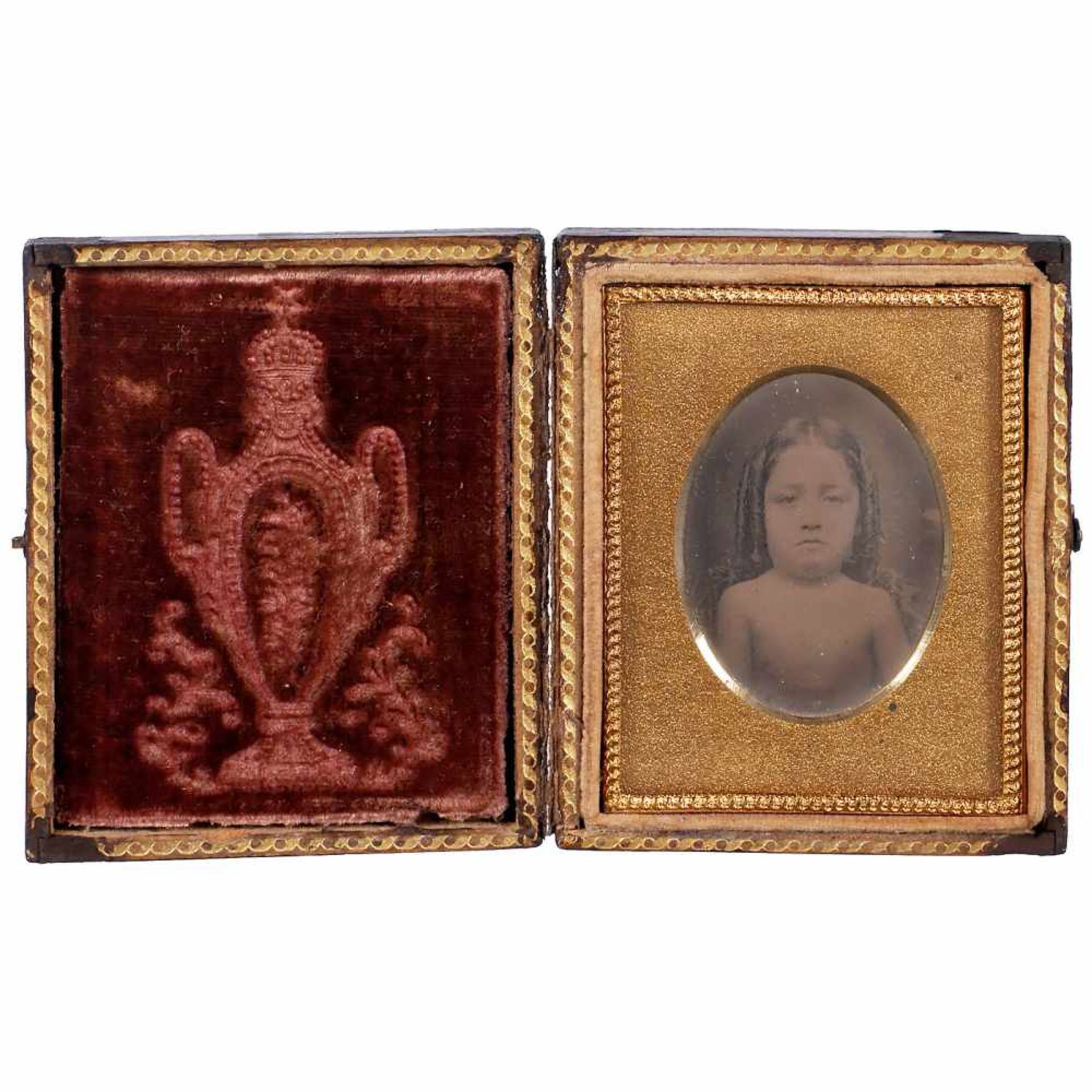 2 Daguerreotypes (Portraits of Children), c. 1845–501) Anonymous. ¼ plate, lightly hand-tinted, oval - Bild 3 aus 4