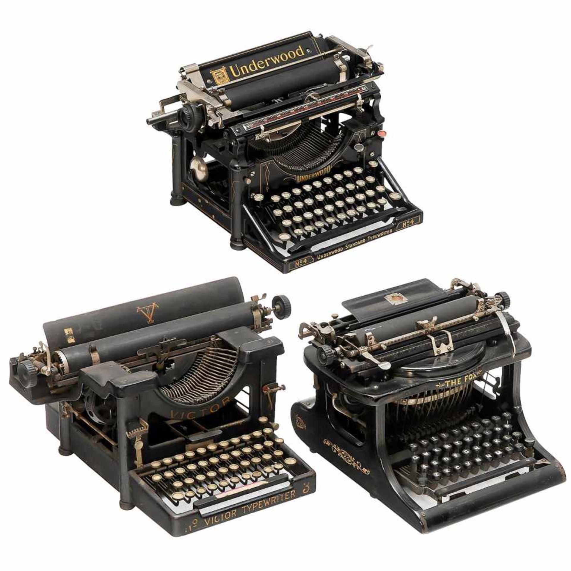 3 American Typewriters1) Made by Fox Typewriter Company of Grand Rapids, Michigan. Fox No. 3, c.