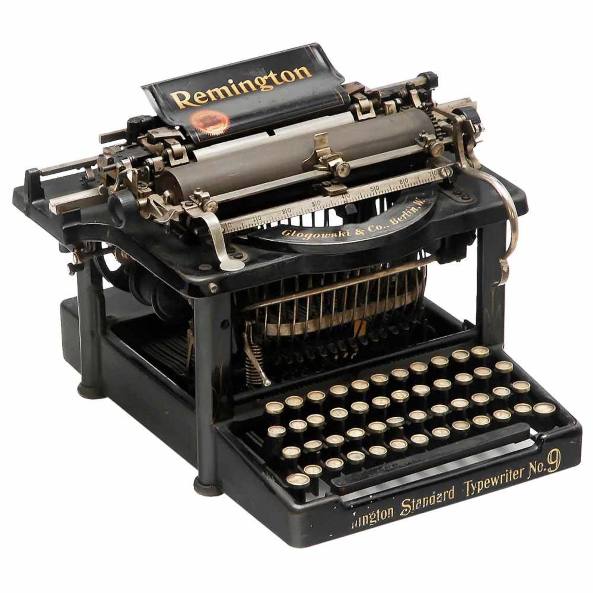 3 Typewriters1) Robert Fabig GmbH, Neuruppin, Germany. Rofa, c. 1925, curved keyboard, ink-roller - Bild 3 aus 3