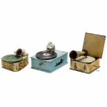 3 Toy Gramophones, c. 19251) Bingola I, Bing Werke, Nuremberg. Lithographed tin, spring-driven,