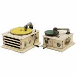 2 American Toy Gramophones1) Victor VV1-2 "Aladin", serial no. 1450, beige-japanned wood case with