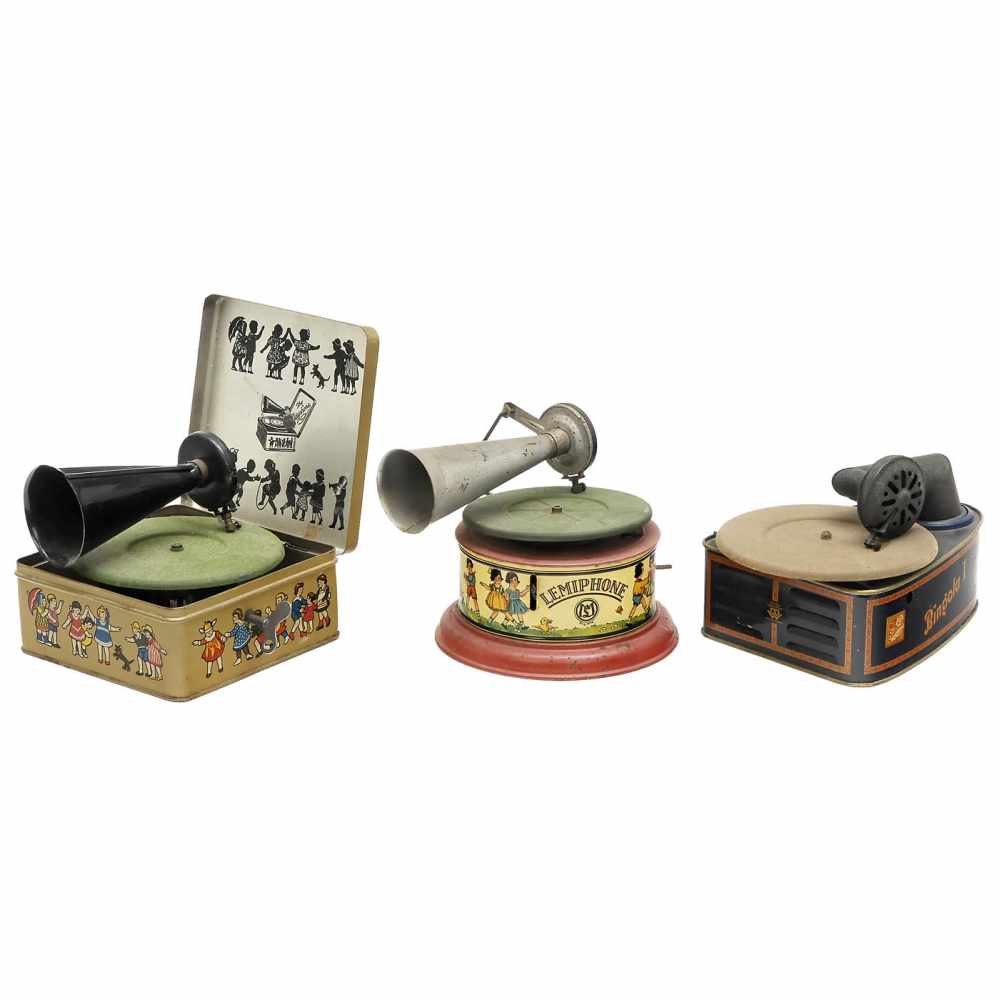 3 Toy Gramophones, c. 19251) Lemiphone, Leonhard Müller, Nuremberg, Germany. Lithographed tin,