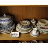 A large collection of 19th/20th century ceramics to include Royal Worcester and Royal Albert.
