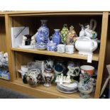 A collection of 20th century ceramic items