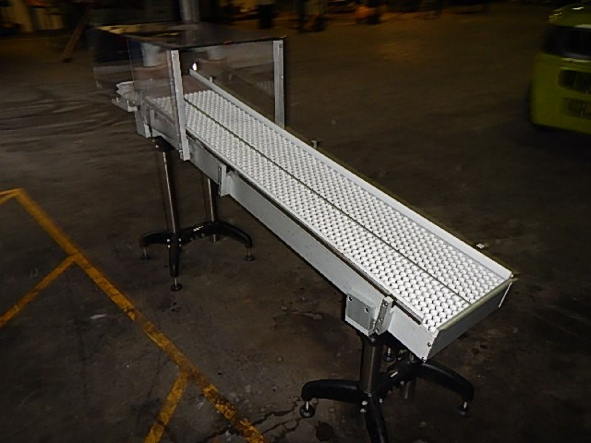 Angled roller conveyor. Aluminium construction. Gu - Image 5 of 6