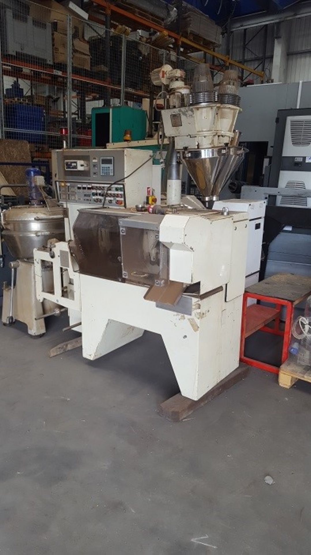 Volpak S-130-D Sachet Machine Can run in simplex o - Bild 3 aus 3