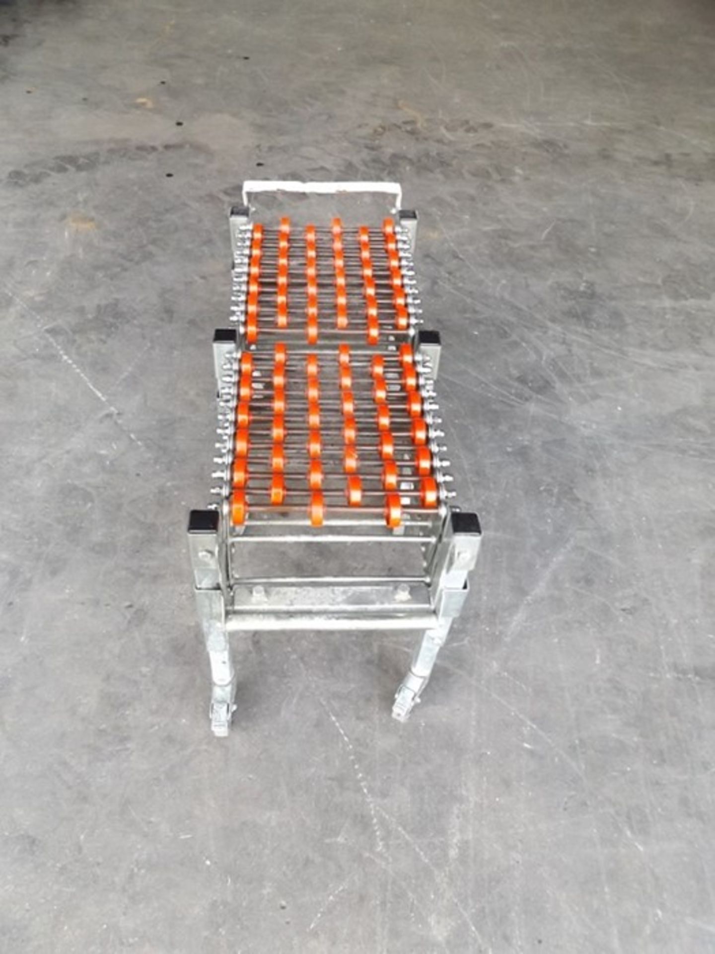 Expandable heavy duty roller conveyor with steel f - Bild 4 aus 4