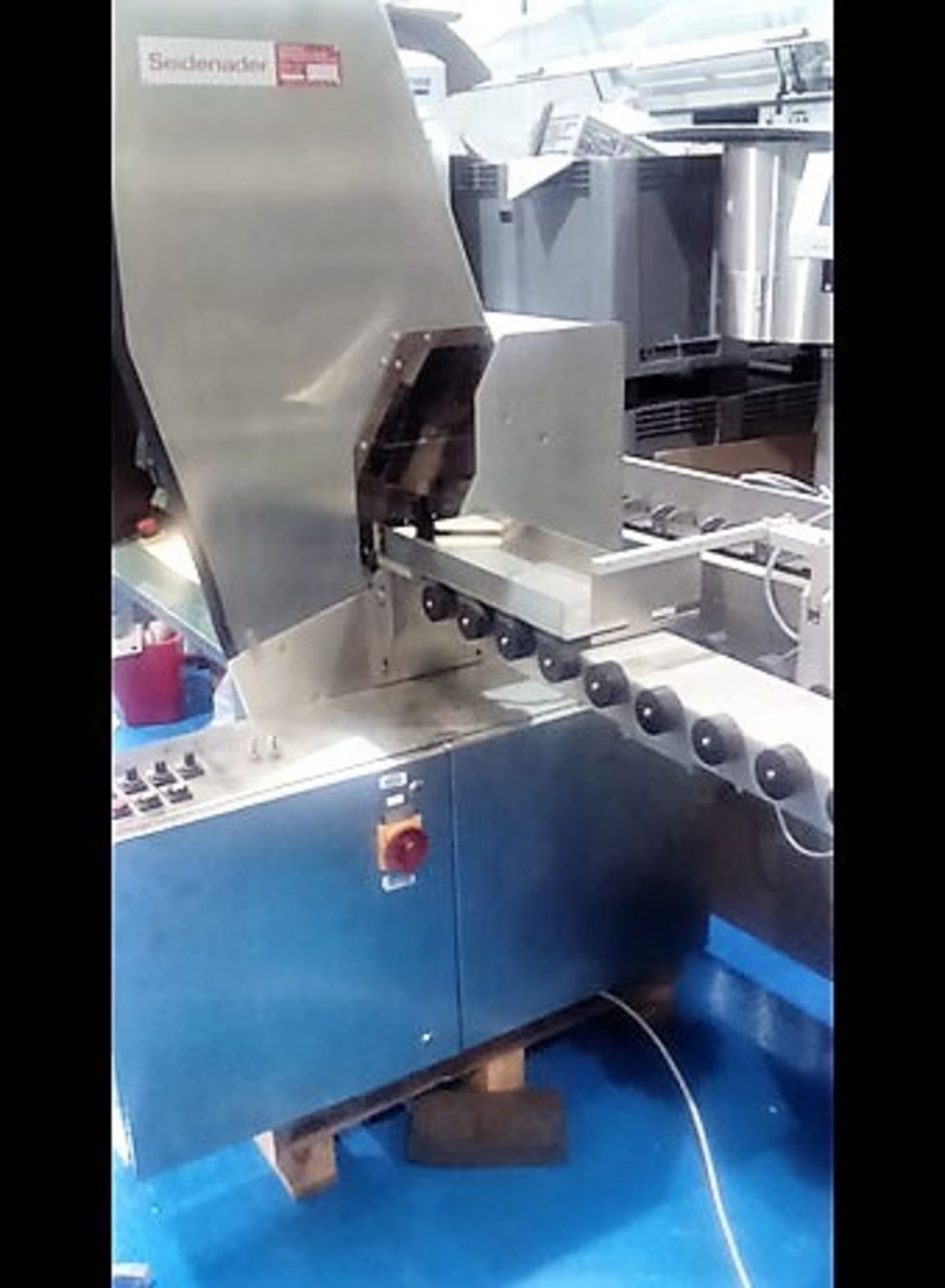 Seidenader V75 Inspection Machine Complete with fo - Image 2 of 4