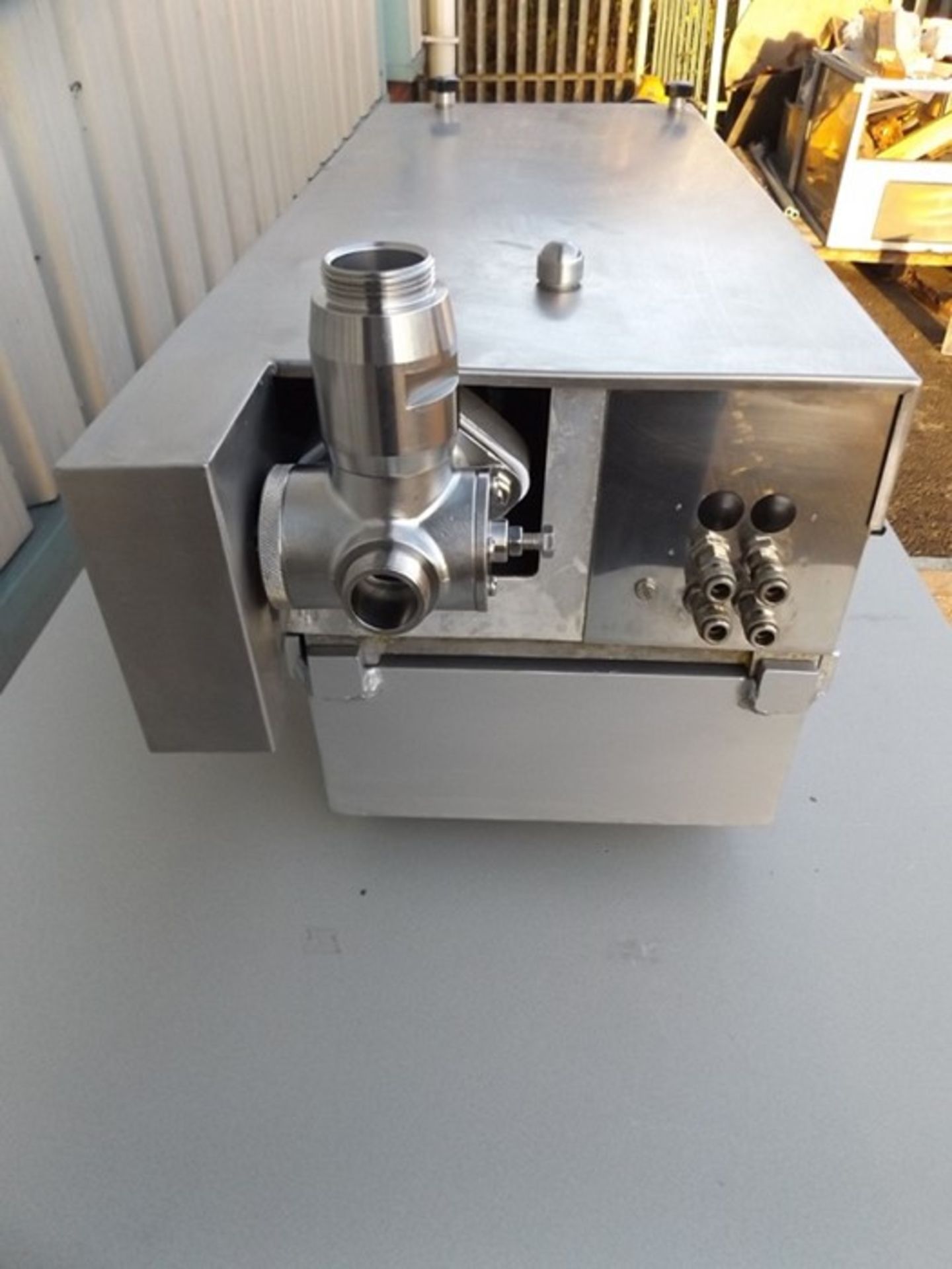 Adelphi Centrair benchtop liquid and cream piston - Image 3 of 5