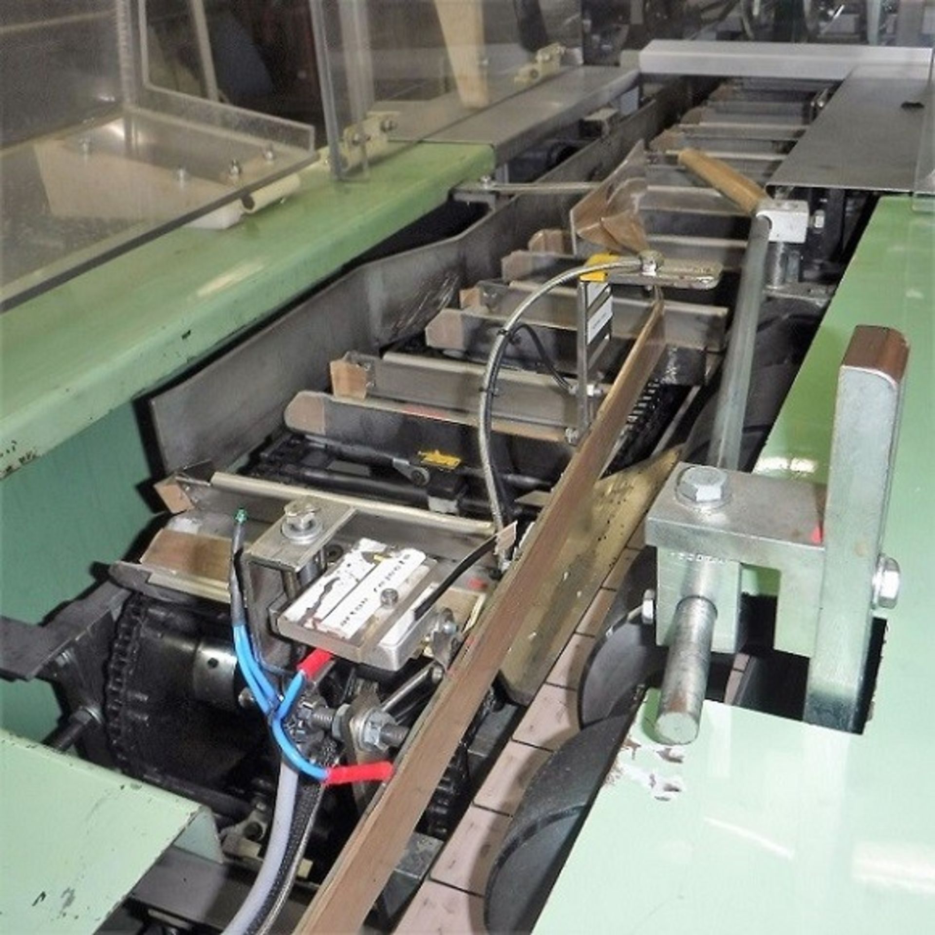 CAM HS.13 Cartoner Infeed conveyor with scroll inf - Image 2 of 5