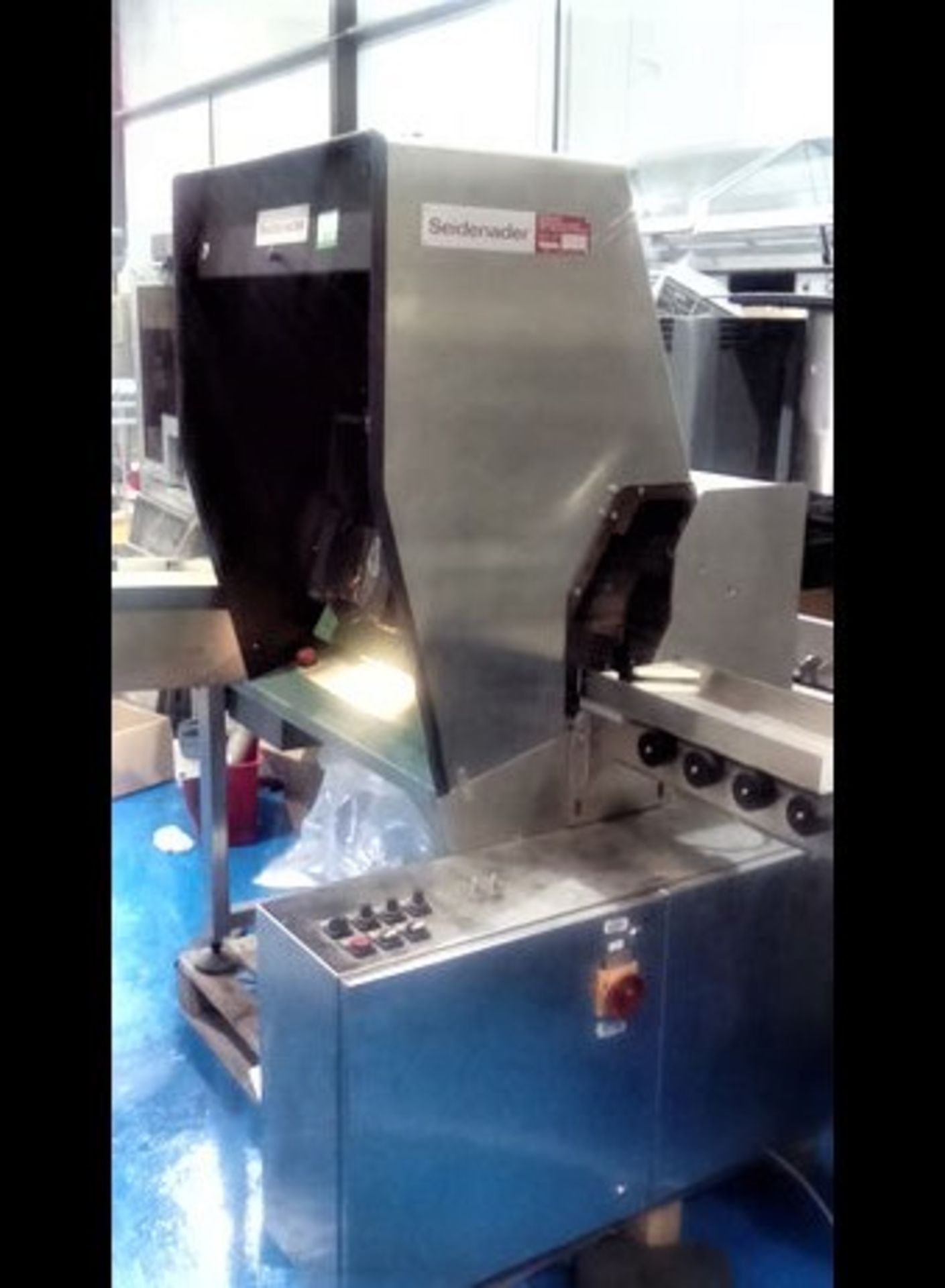 Seidenader V75 Inspection Machine Complete with fo - Image 4 of 4