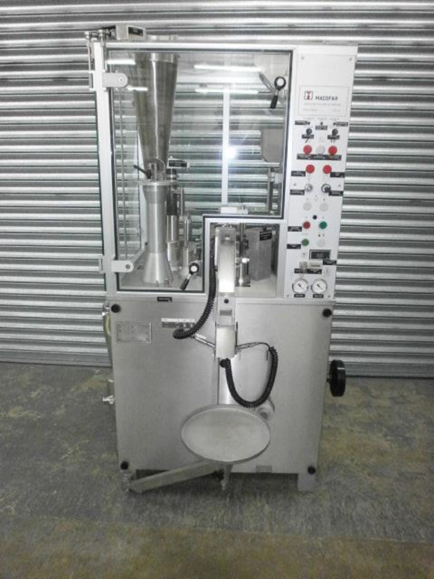 Macofar Capsule Filler Model: MT5 Serial No: 220.0 - Image 2 of 11