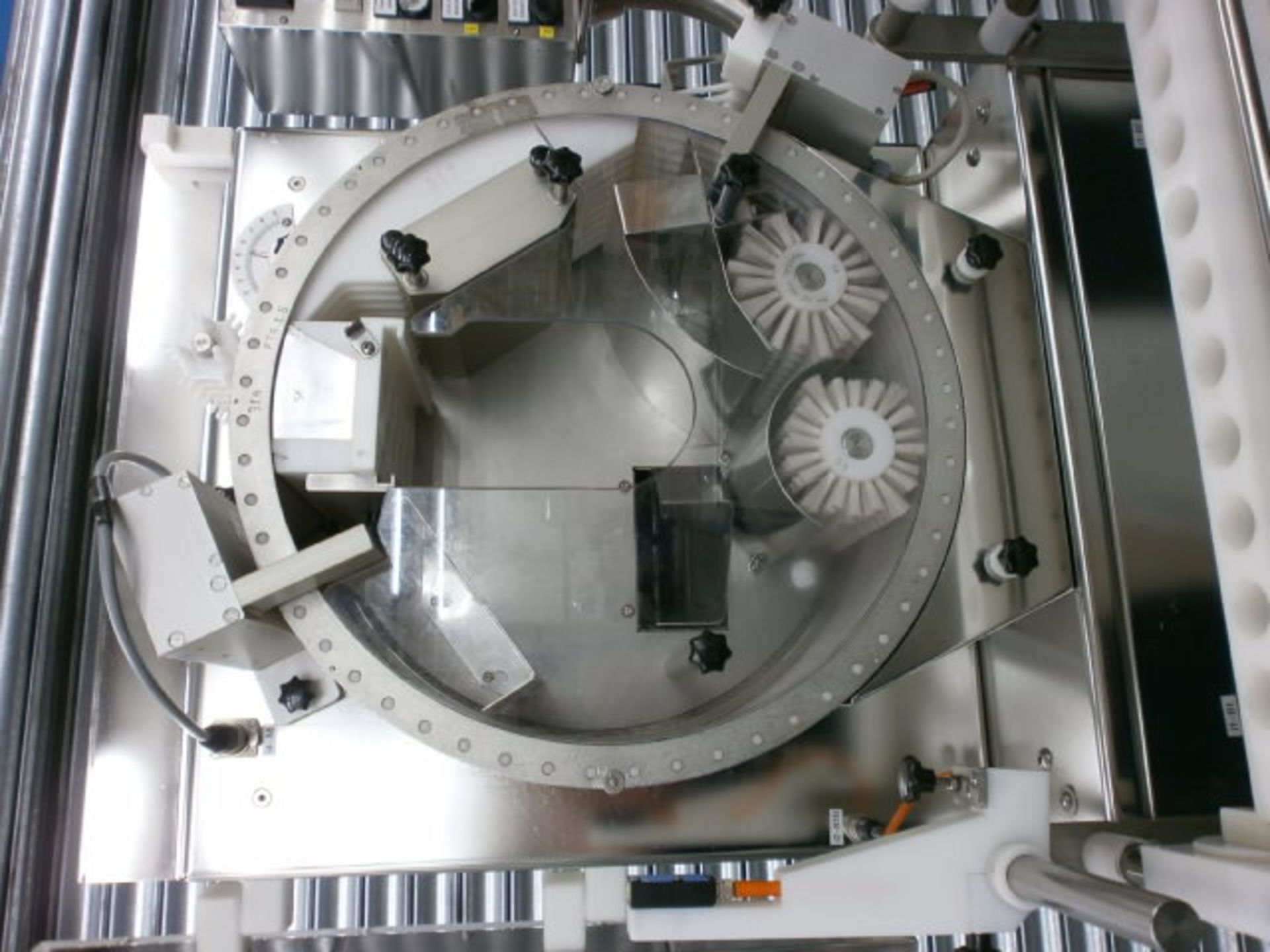 Fleximatic Tablet / Capsule Counter with Large amo - Image 7 of 12