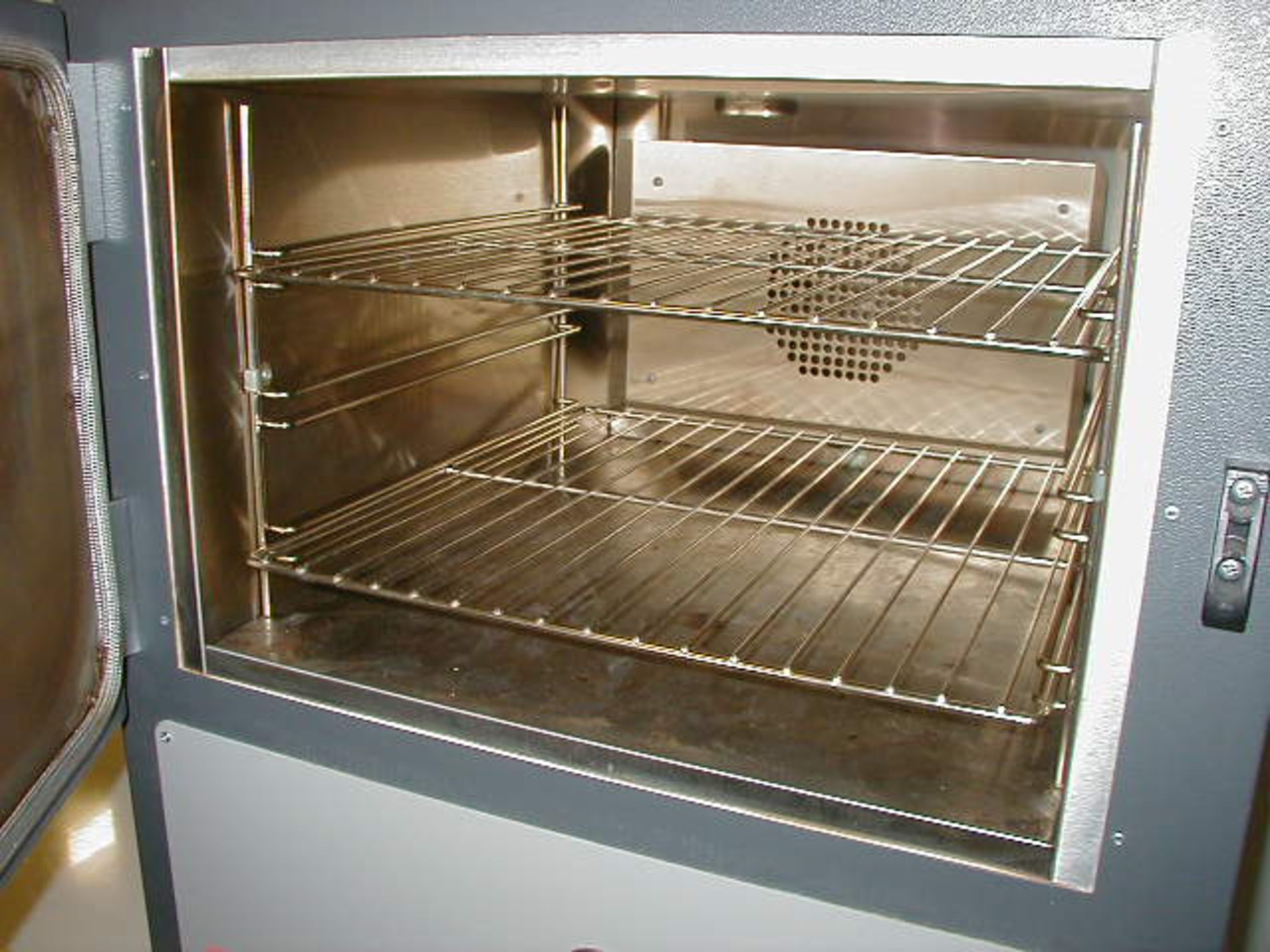 Pickstone Drying Oven, External Dimensions W = 620 - Image 2 of 3