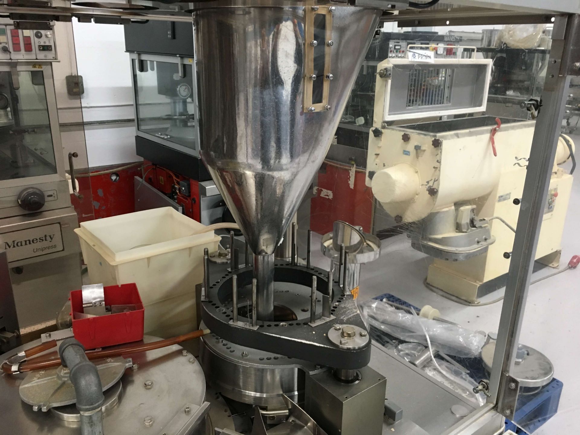 Bosch GKF800 Capsule Filler - Some Change Parts Included (contact us for details) *Mfd 1983* - Image 4 of 5