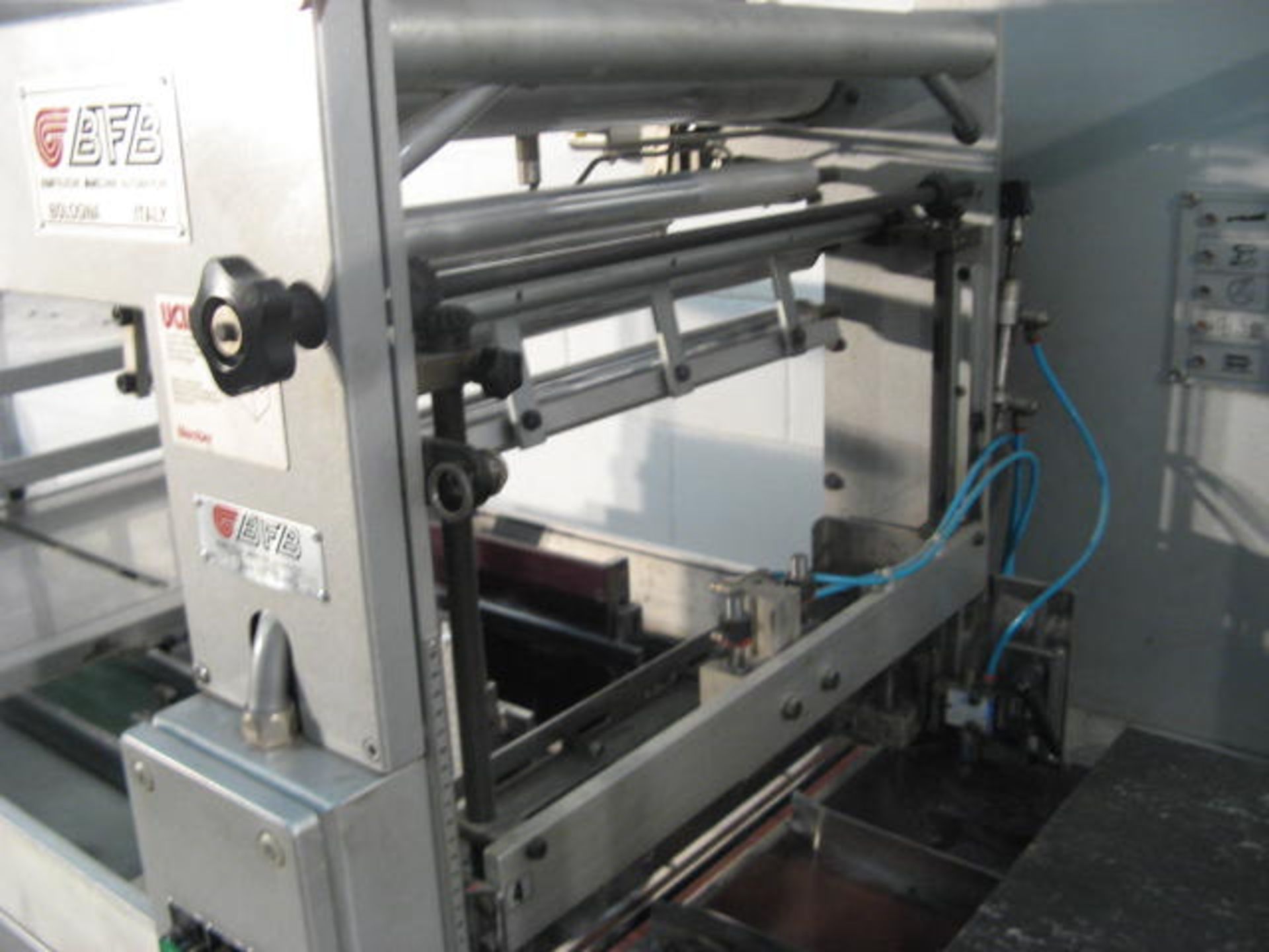 BFB model MS500 Compact Design Stretch Banding Machine - Image 7 of 7