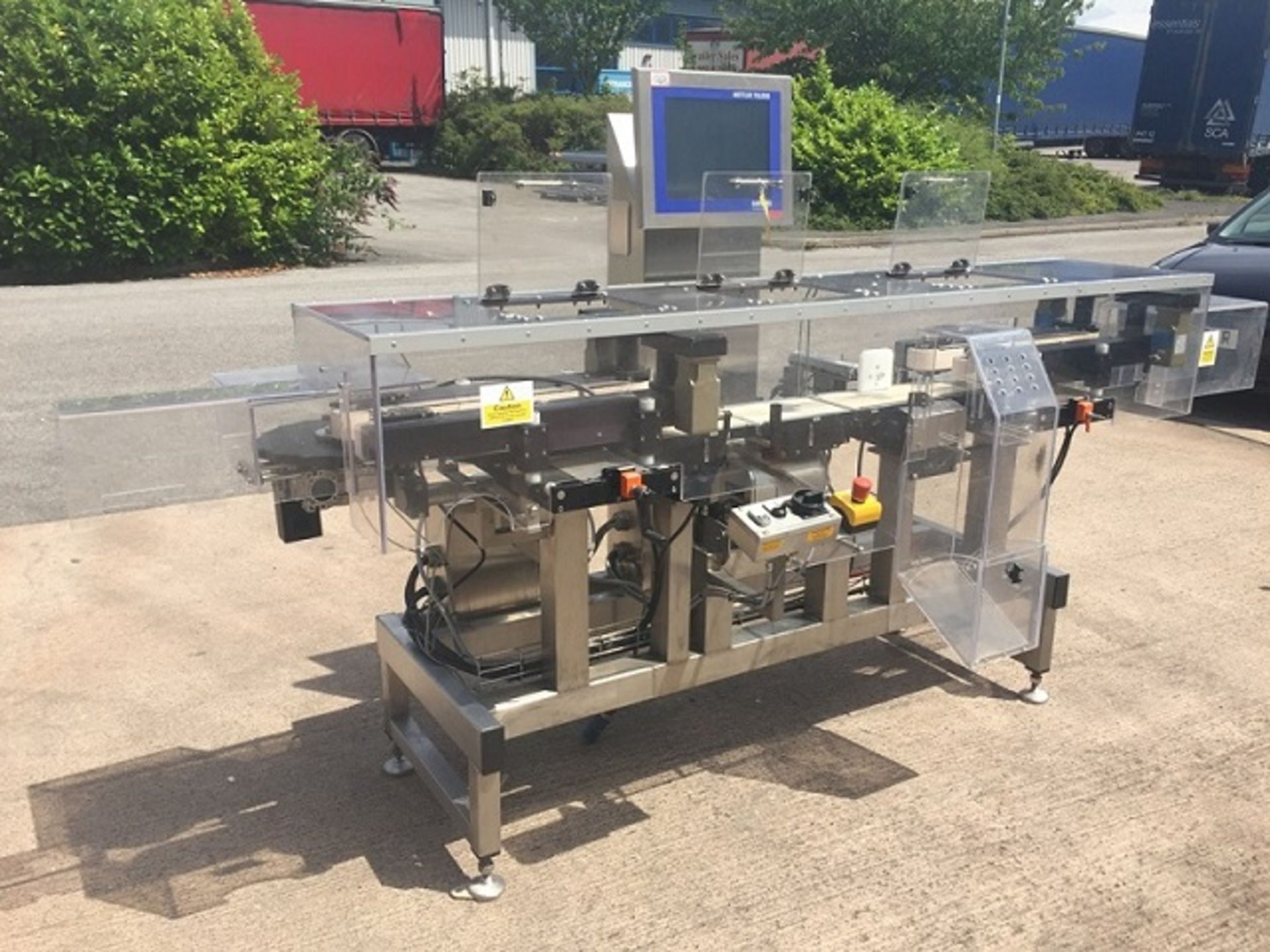 Mettler-Toledo Garvens Model XS2 High Speed Checkweigher For Continous Weighing & Sorting - Image 3 of 6