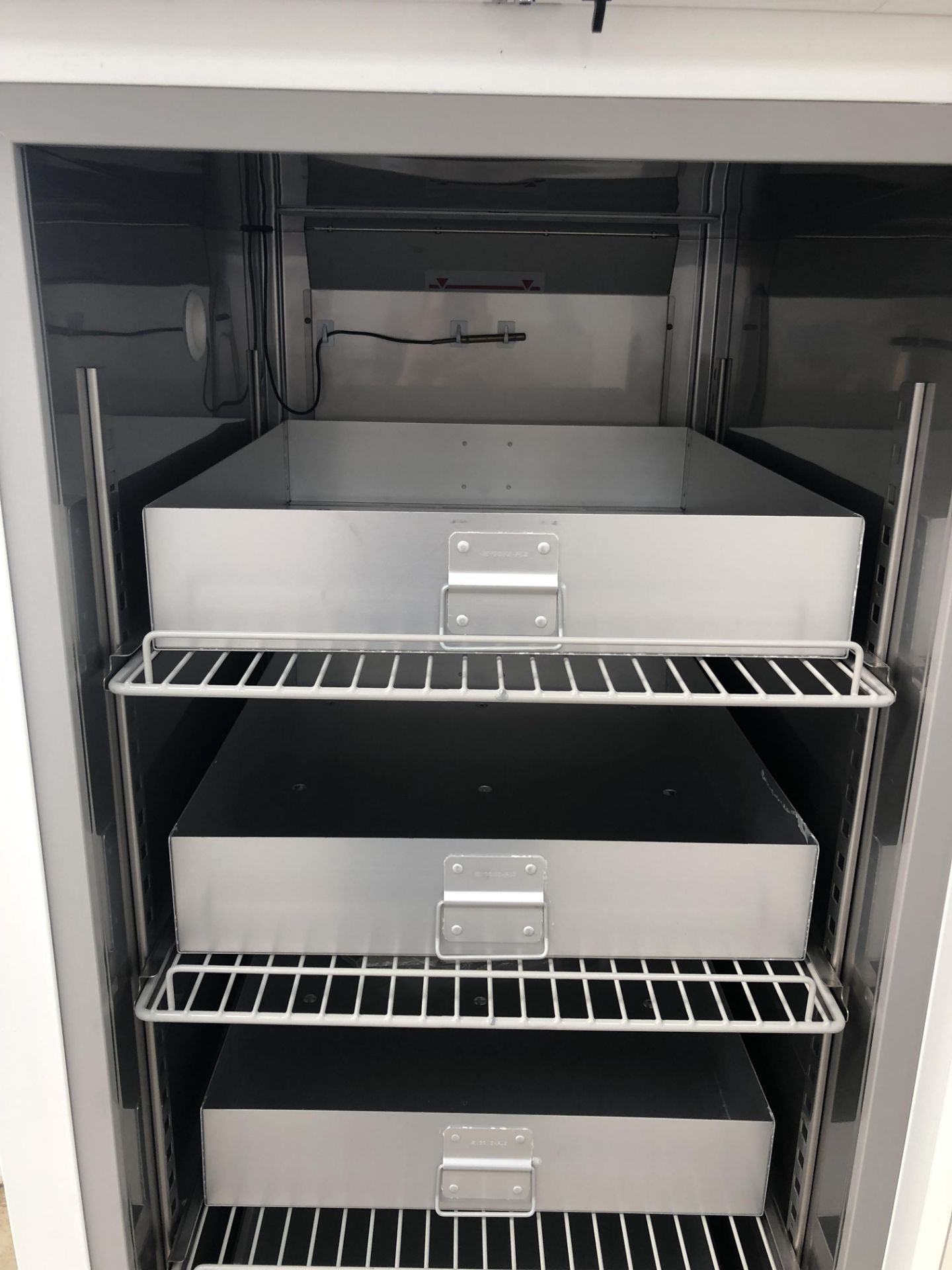 Liebherr Ventilated Laboratory Refrigerator Type - 2 6201 - Image 8 of 13