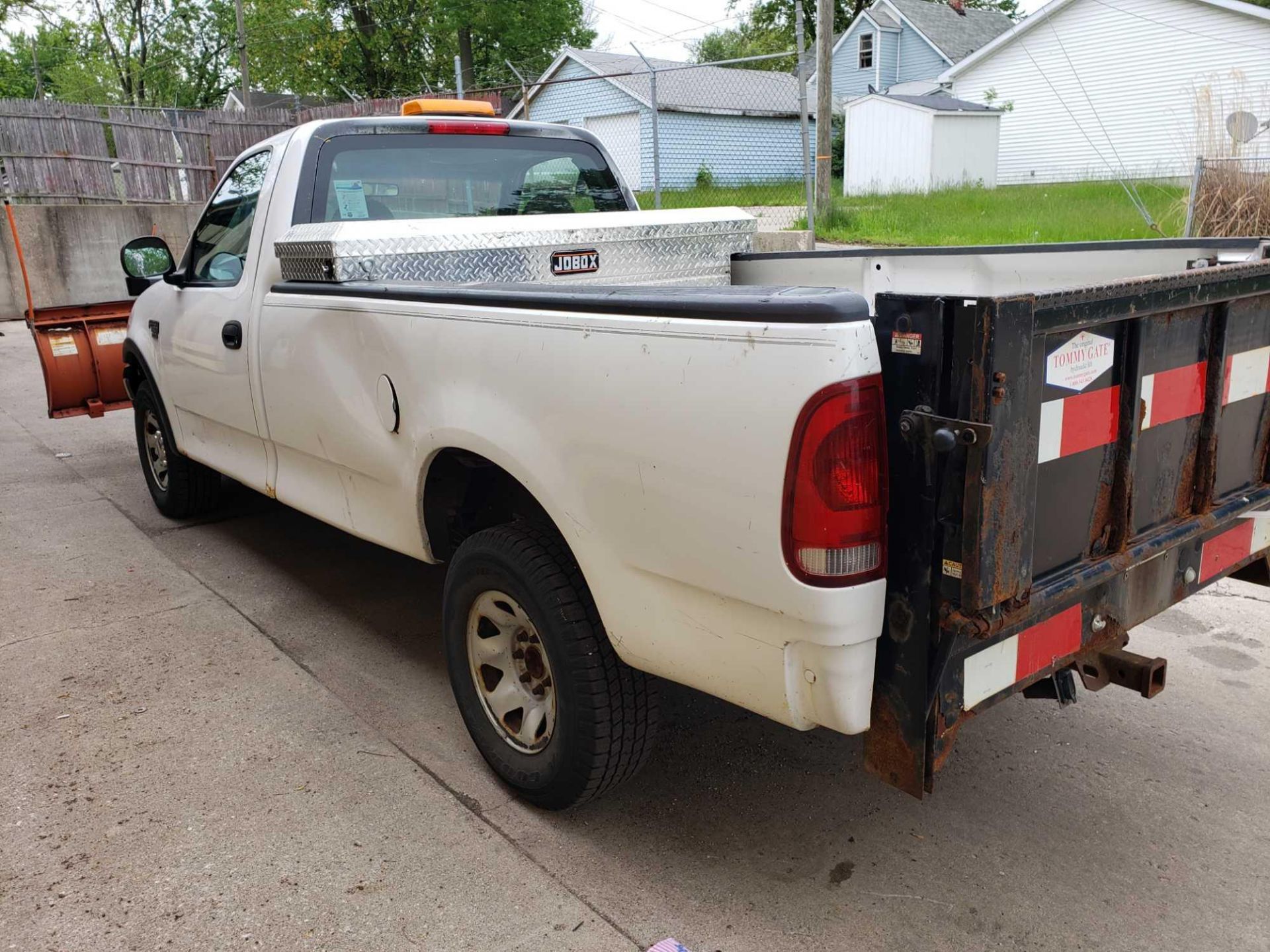 1999 Ford F250 4x4 VIN 1FTPF28L7XKB91499, with Western plow. - Image 8 of 23